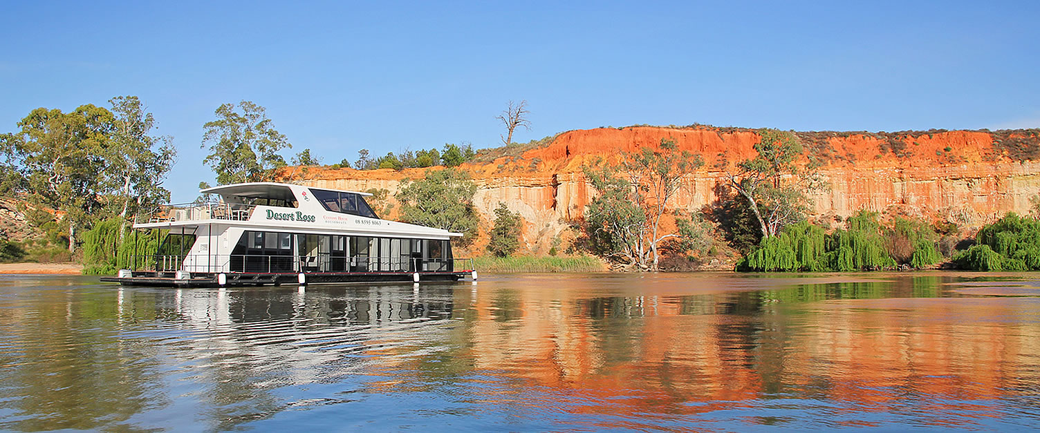 Riverland Houseboat Hire