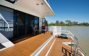 Mullaroo Sunset Houseboat - Deck